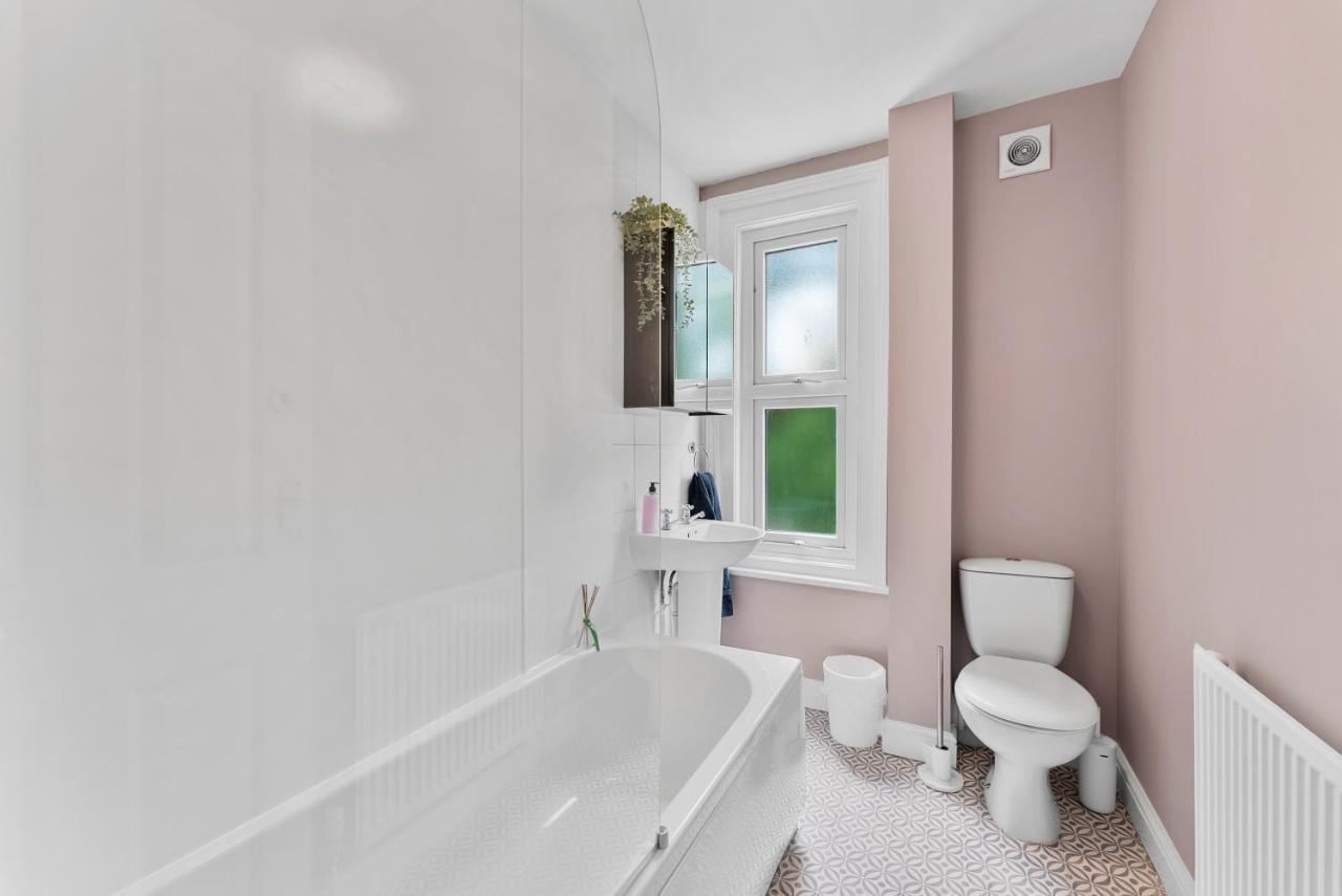 Rooms In City Centre House With Kitchen, Lounge, Garden Ίπσουιτς Εξωτερικό φωτογραφία