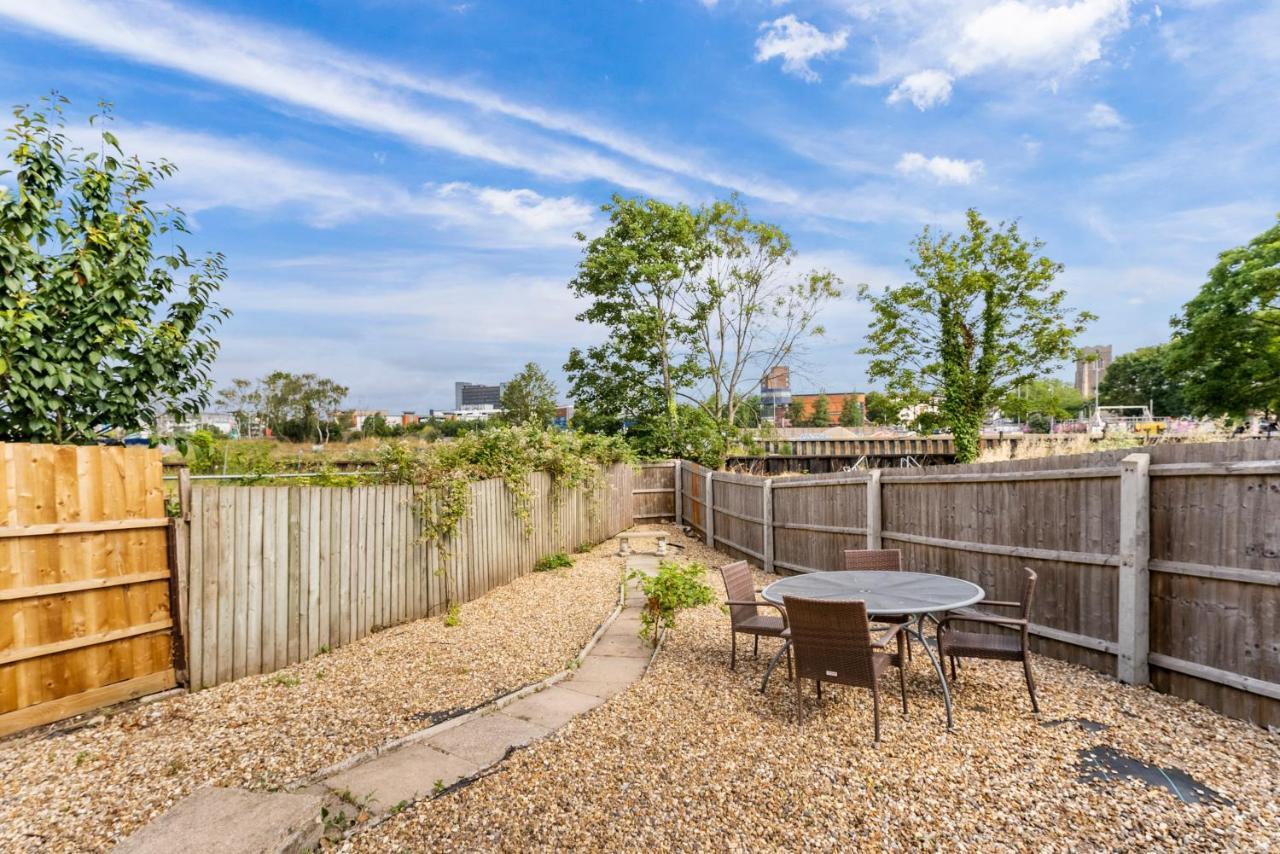 Rooms In City Centre House With Kitchen, Lounge, Garden Ίπσουιτς Εξωτερικό φωτογραφία